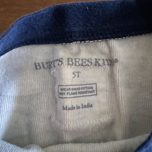 Burt's Bees Kids Snowflake Pajama Set Child's 5T - Picture 9 of 16